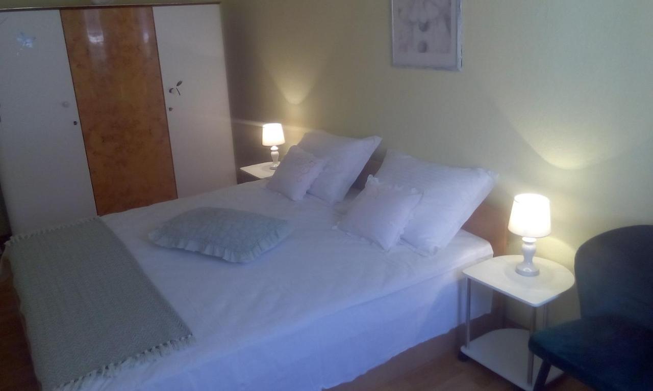 Apartment Nada Povlja  Ngoại thất bức ảnh